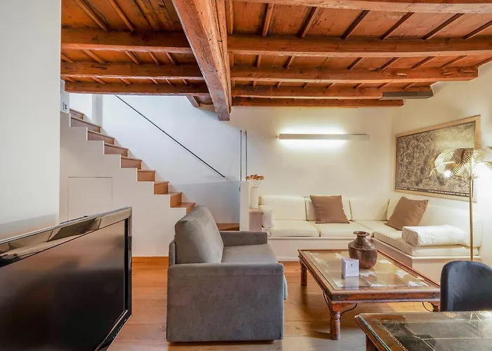 Royal - Castello Apartment *